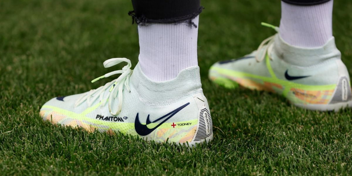 Giày đá bóng Nike Phantom GT II Bonded Pack
